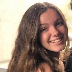 Meet your Posher, Claire